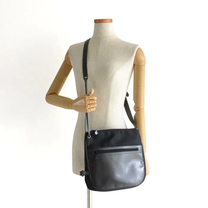 海外直営店購入♡新品未使用レアな『べアンコンパクト』グリアスファルト HERMES（エルメス） 財布 ベアンコンパクト グリアスファルト×ピンク